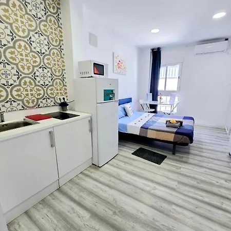Apartment Metro Y Aeropuerto *